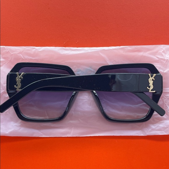 Chic ysl Black Sunglasses - Picture 2 of 8